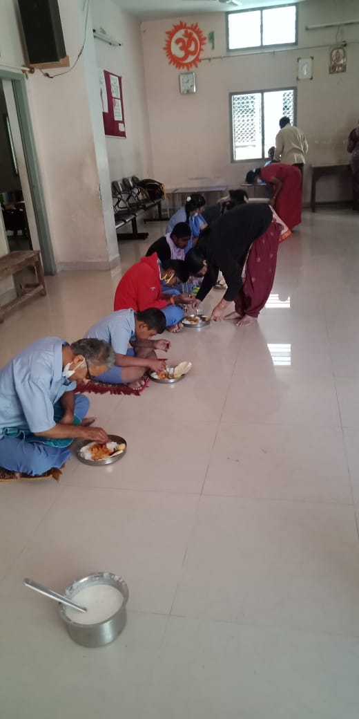 Midday meals organized for differently abled children at Nachiketa Manovikas Kendra Vijay Nagar for two days.