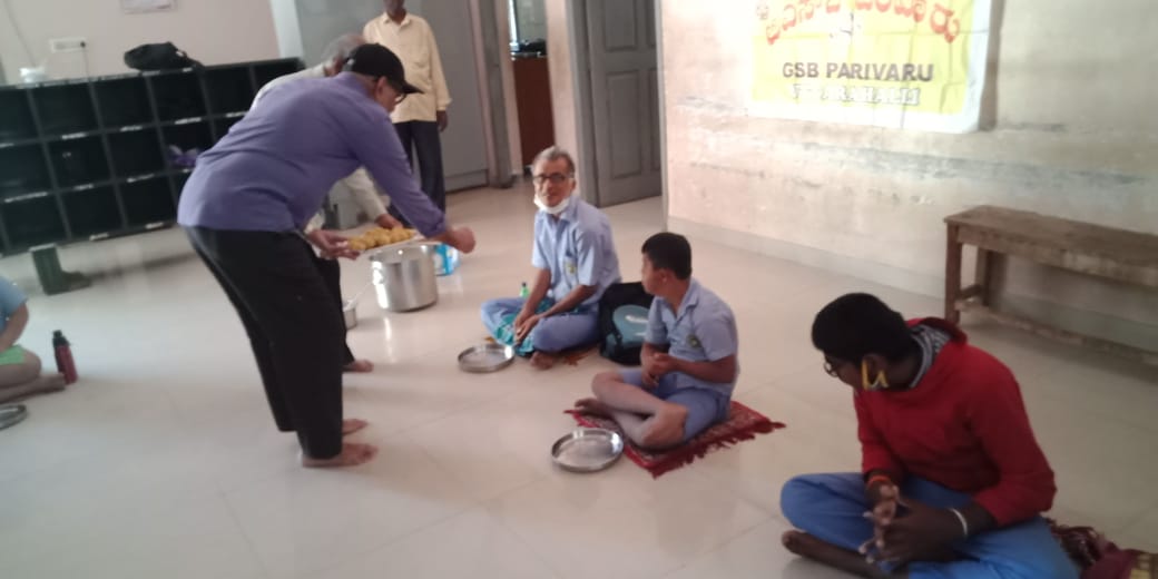 Midday meals organized for differently abled children at Nachiketa Manovikas Kendra Vijay Nagar for two days.